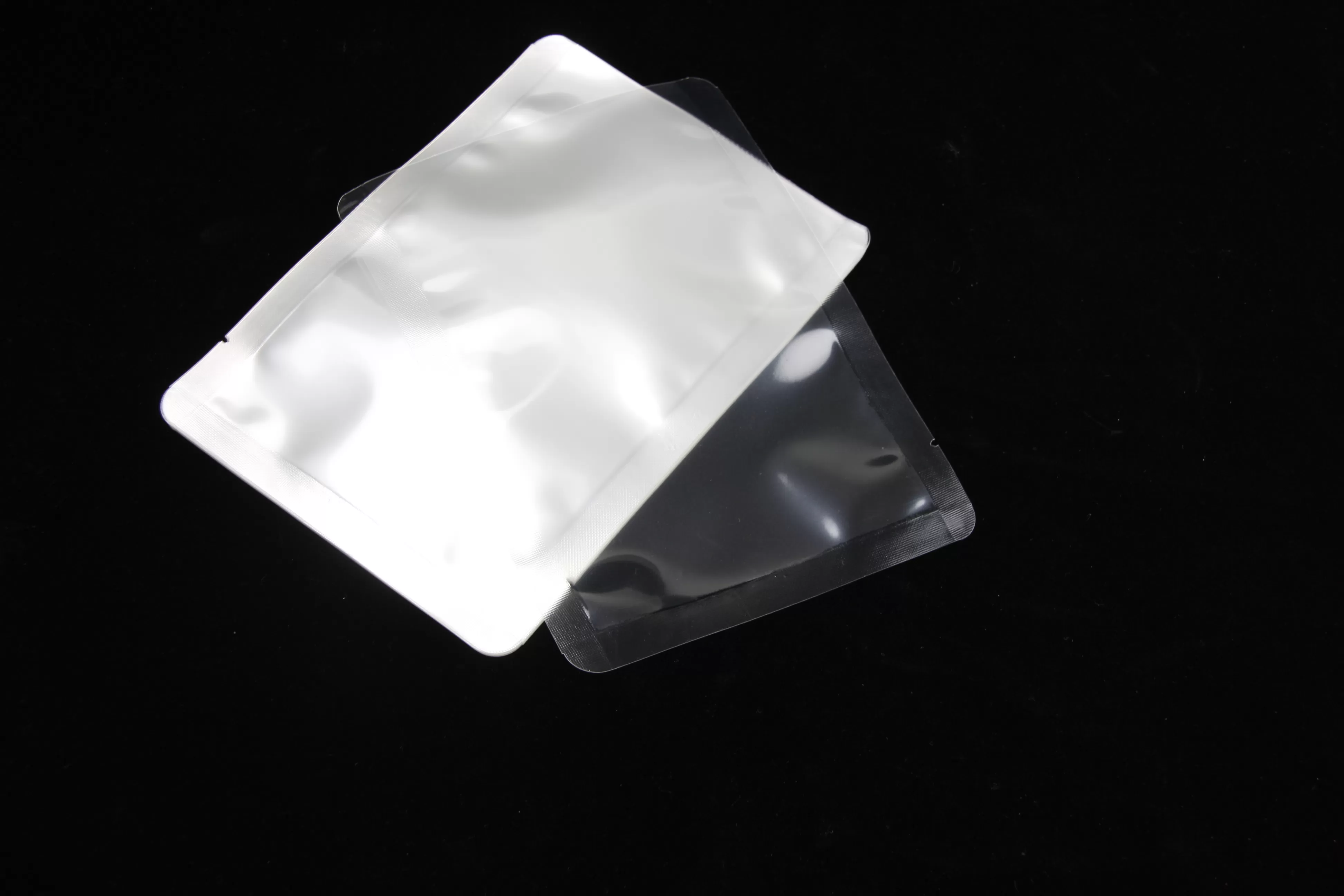 Transparent or Opaque Retort Pouches for Food Preservation (121℃)