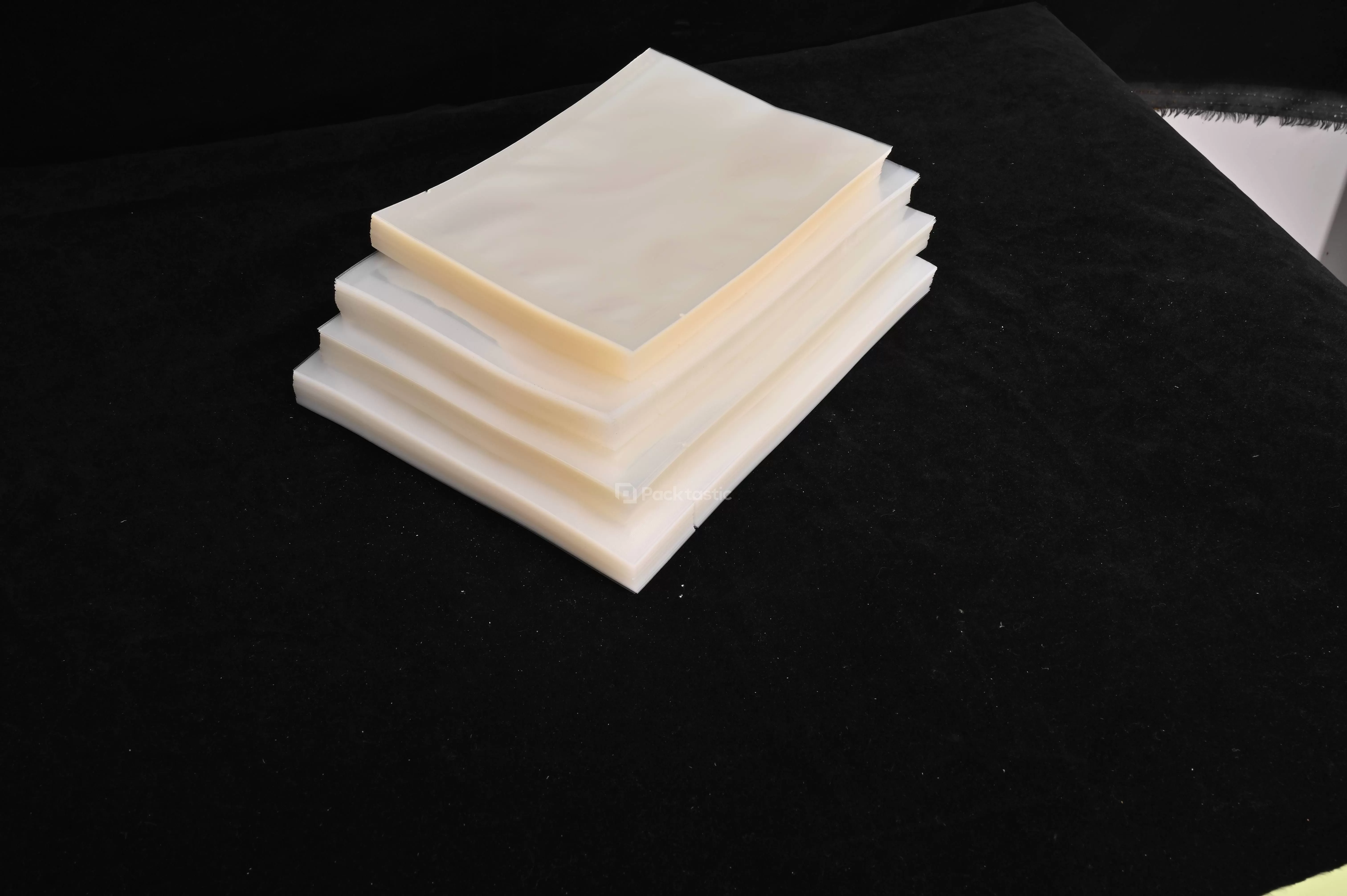 7-Layer Co-Extruded Transparent Vacuum Bags for Extended Shelf Life