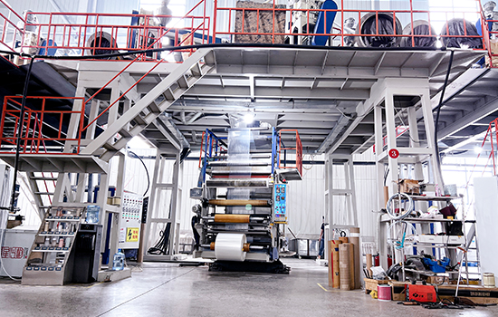 Laminated Films vs. Co-extruded Films: Key Differences and Applications